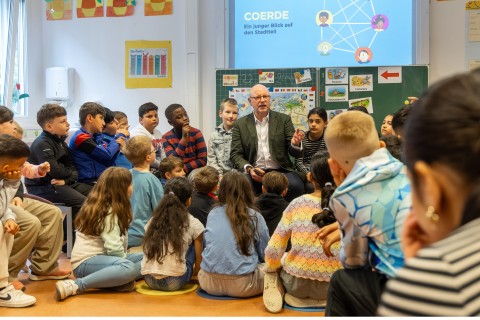 Für ein besseres Coerde: Oberbürgermeister besucht Melanchthonschule