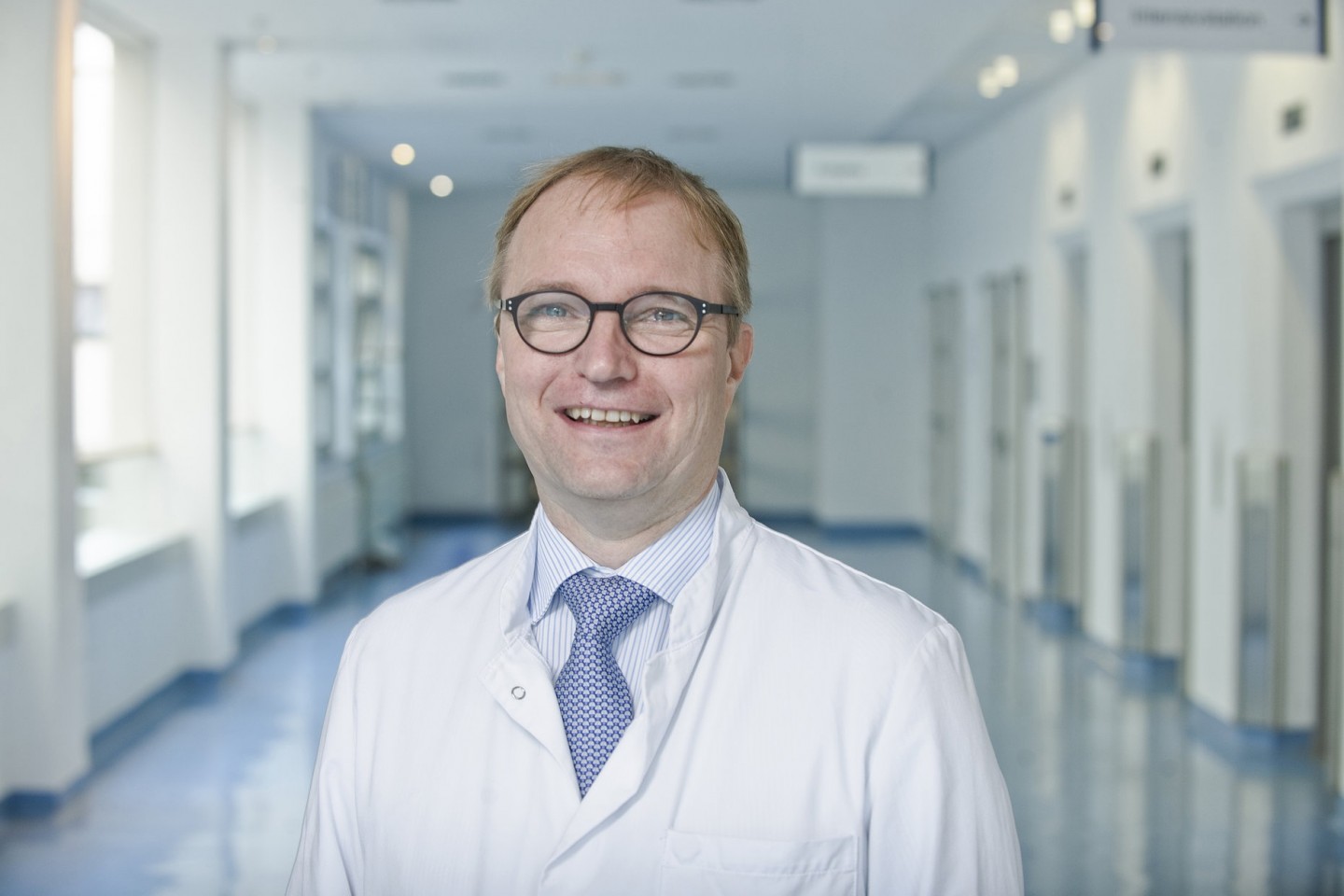 Dr. Gröschel