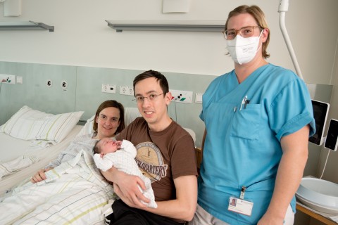 Lea Frieda wollte unbedingt das Neujahrsbaby des Clemenshospitals werden