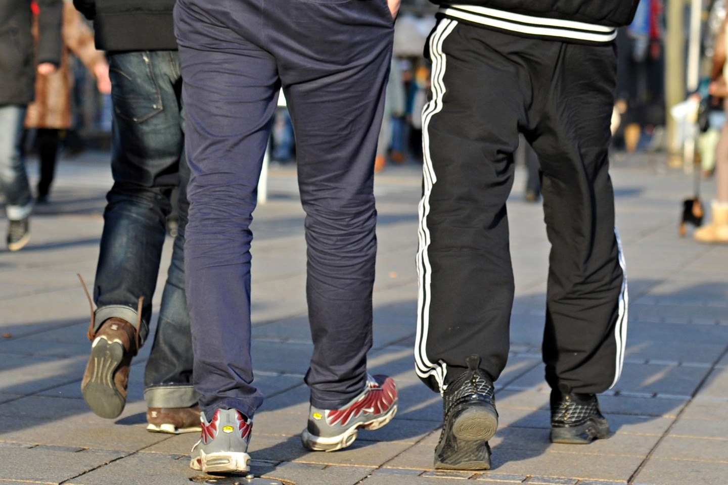 Jogginghosen sind nicht nur bequem, sondern auch im Trend - ein Verbot an einer Schule in Wermelskirchen schlägt derzeit hohe Wellen.