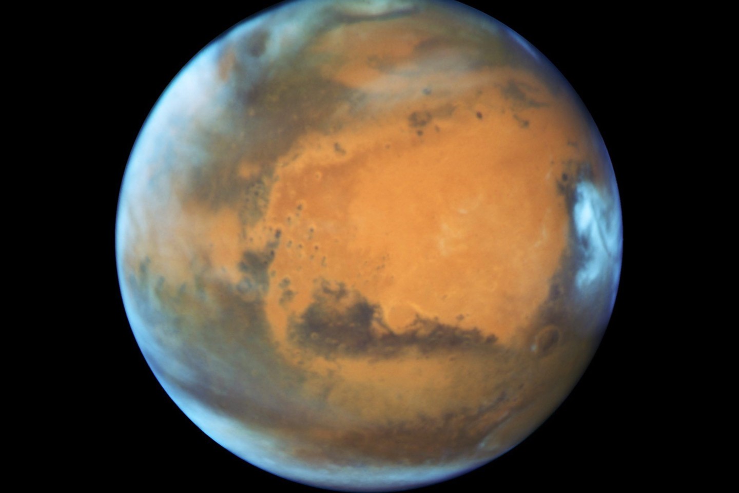 Vier Freiwillige sollen zwölf Monate in einem dem Mars nachempfundenen Simulationsgelände verbringen.